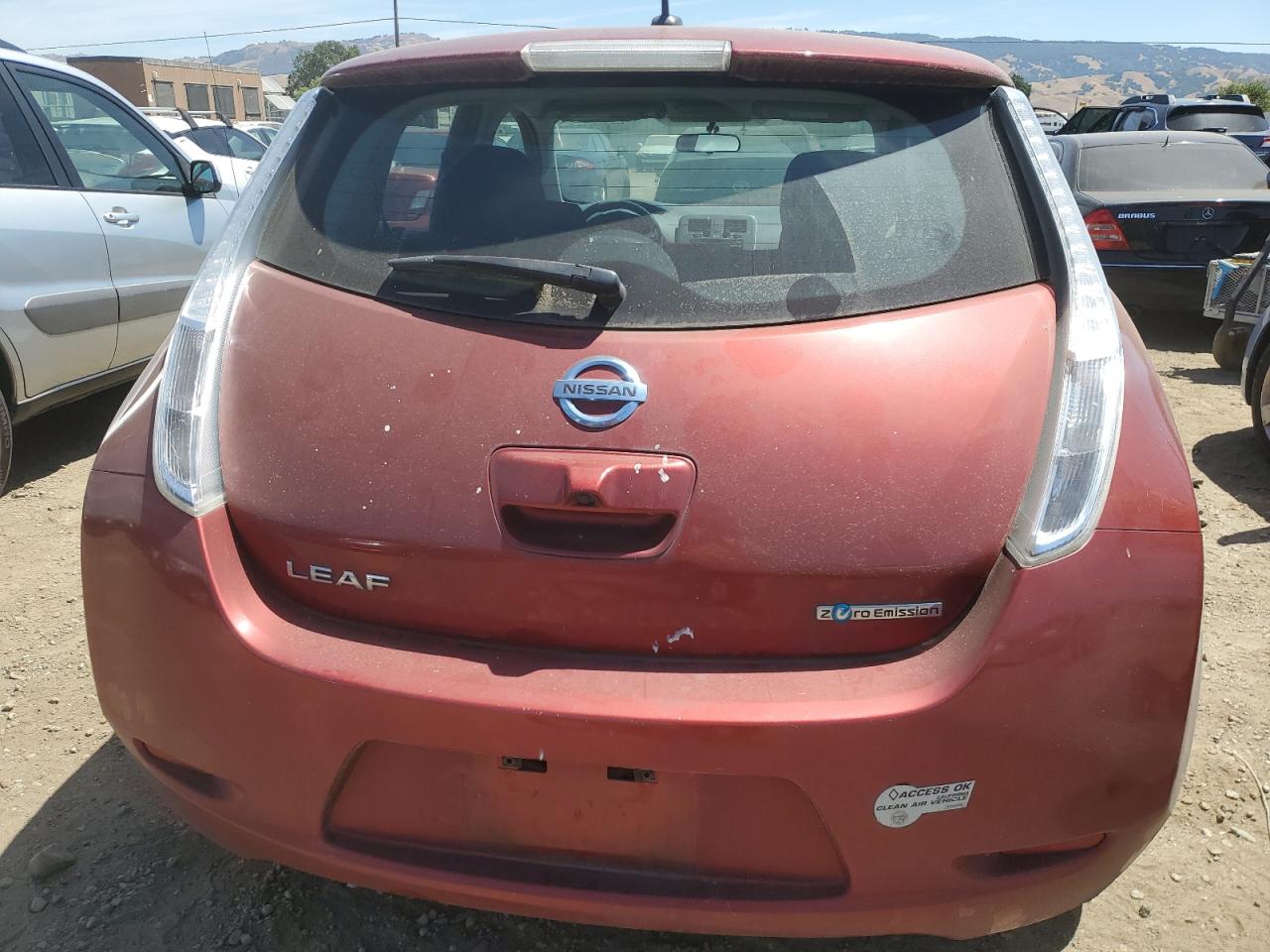 2014 Nissan Leaf - Image 6