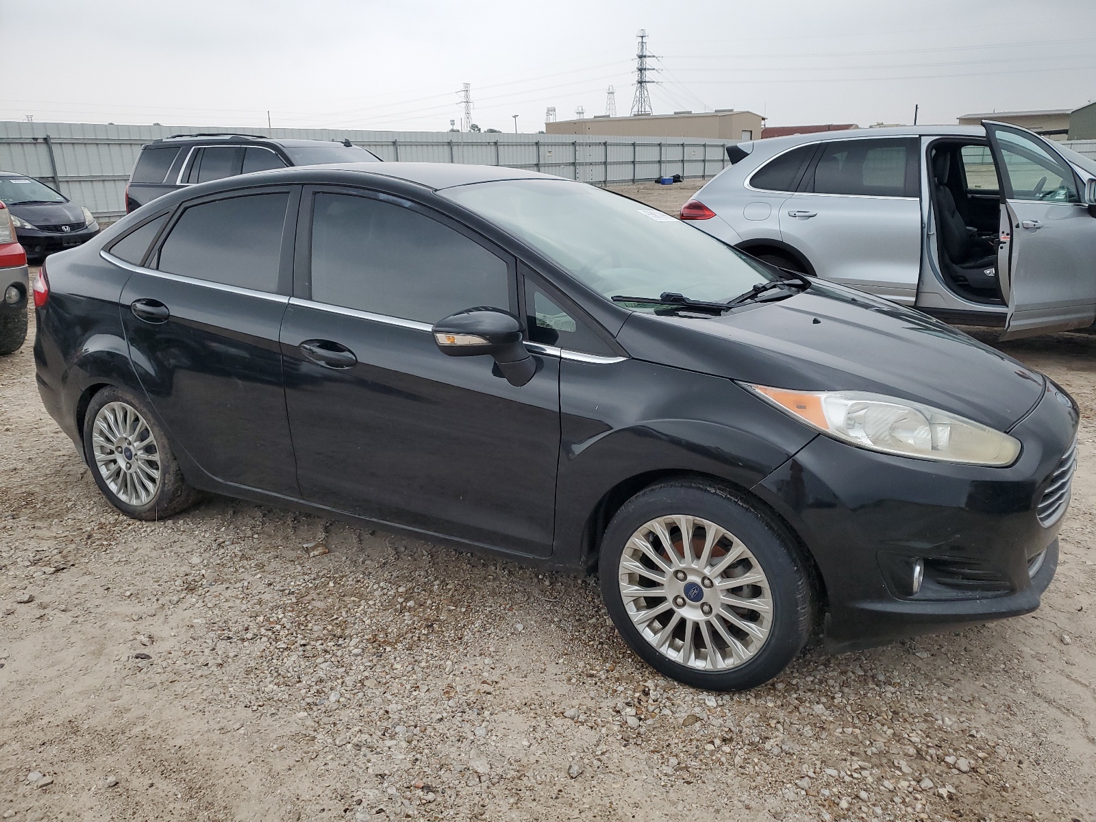 3FADP4CJXFM123504 2015 Ford Fiesta Titanium