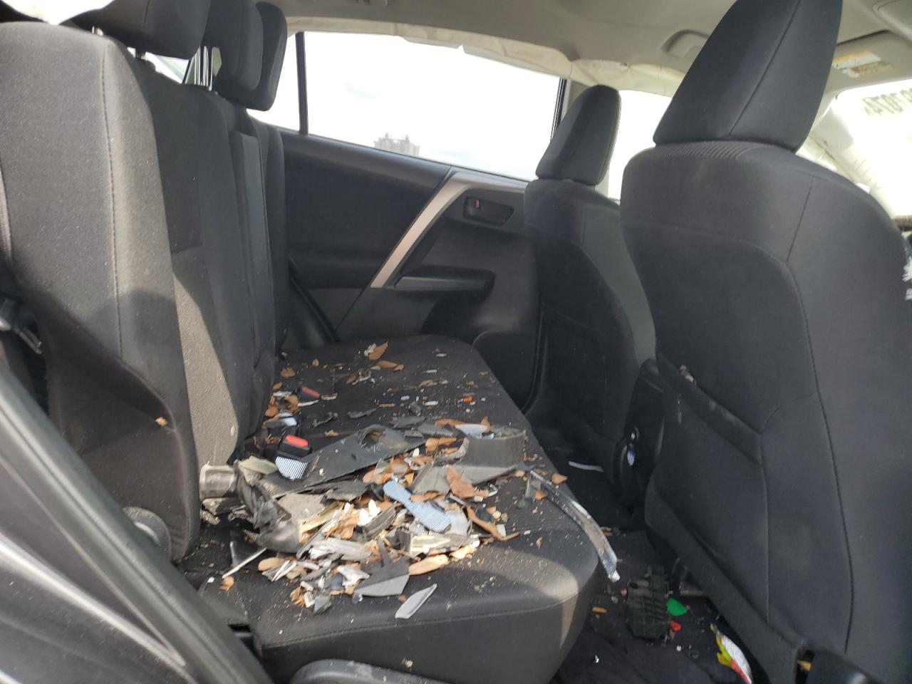 2017 Toyota Rav4 Le VIN: JTMZFREV4HJ720731 Lot: 53997074