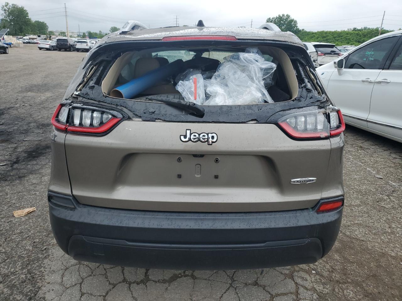 2019 Jeep Cherokee Latitude VIN: 1C4PJLCB4KD387433 Lot: 54981094