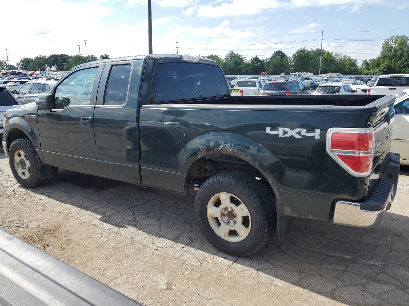 2014 Ford F150 Super Cab vin: 1FTFX1EF5EFA97547