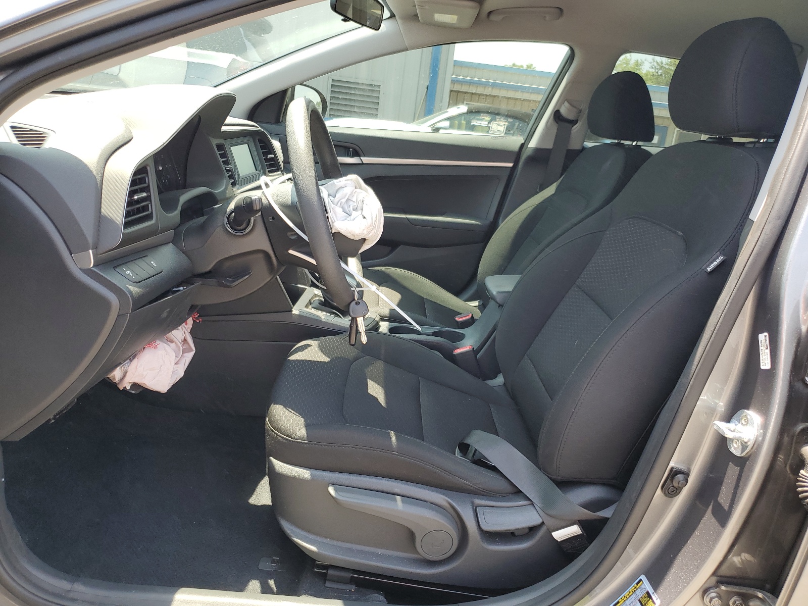 5NPD74LF6KH487814 2019 Hyundai Elantra Se