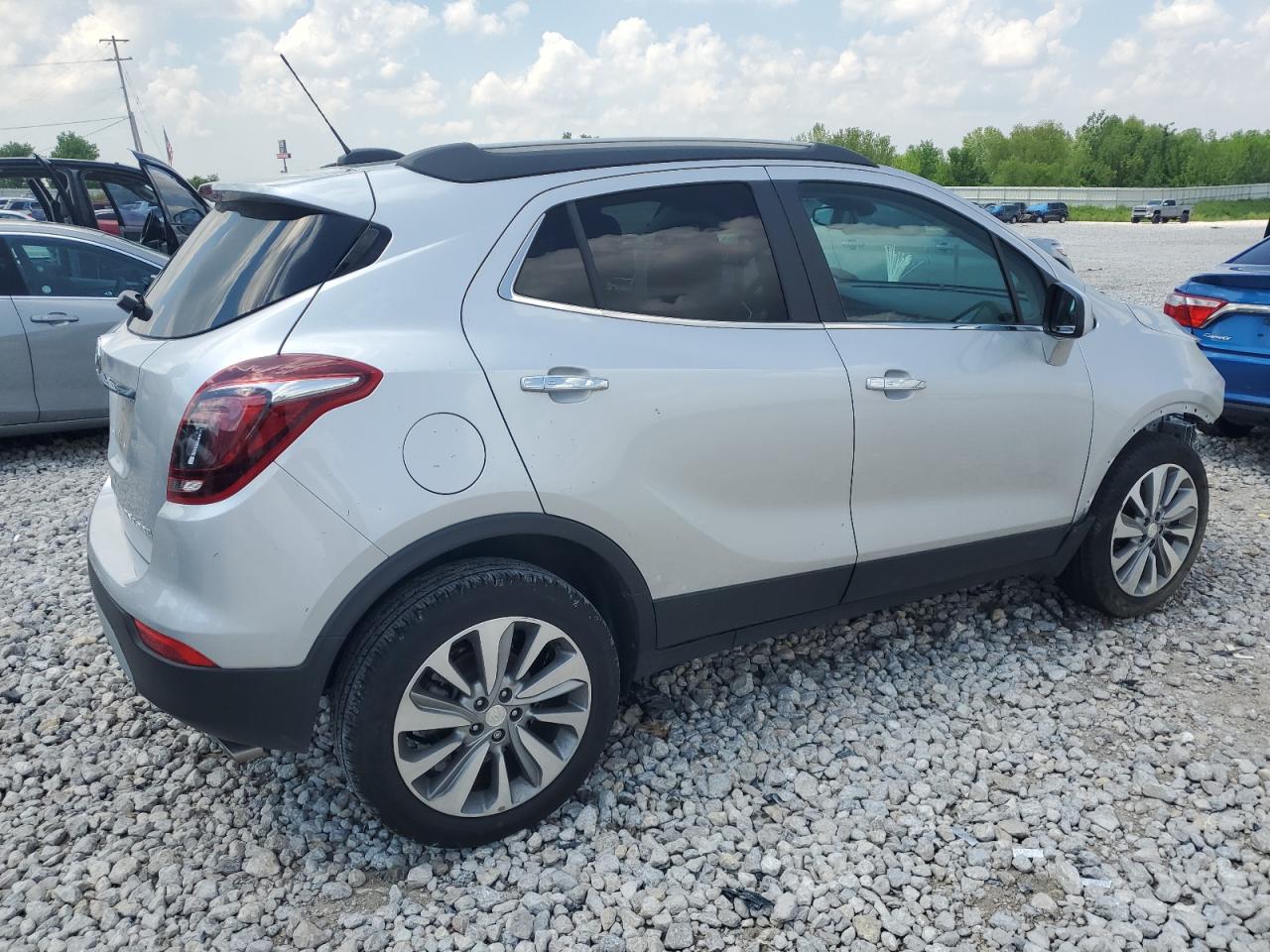 VIN KL4CJASB3LB030076 2020 BUICK ENCORE no.3