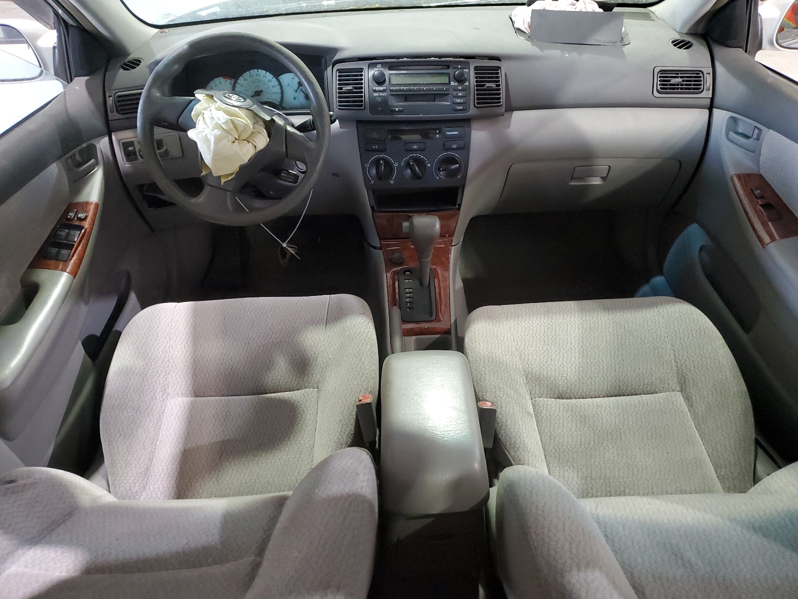 JTDBR32E632001588 2003 Toyota Corolla Ce