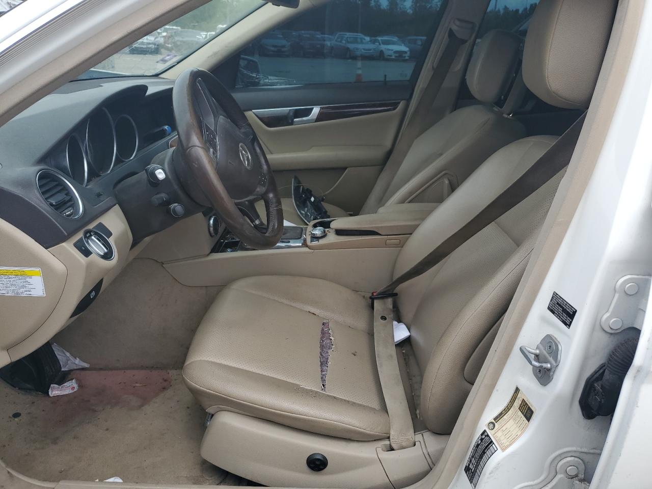 2013 Mercedes-Benz C 250 VIN: WDDGF4HB3DA800193 Lot: 53410914