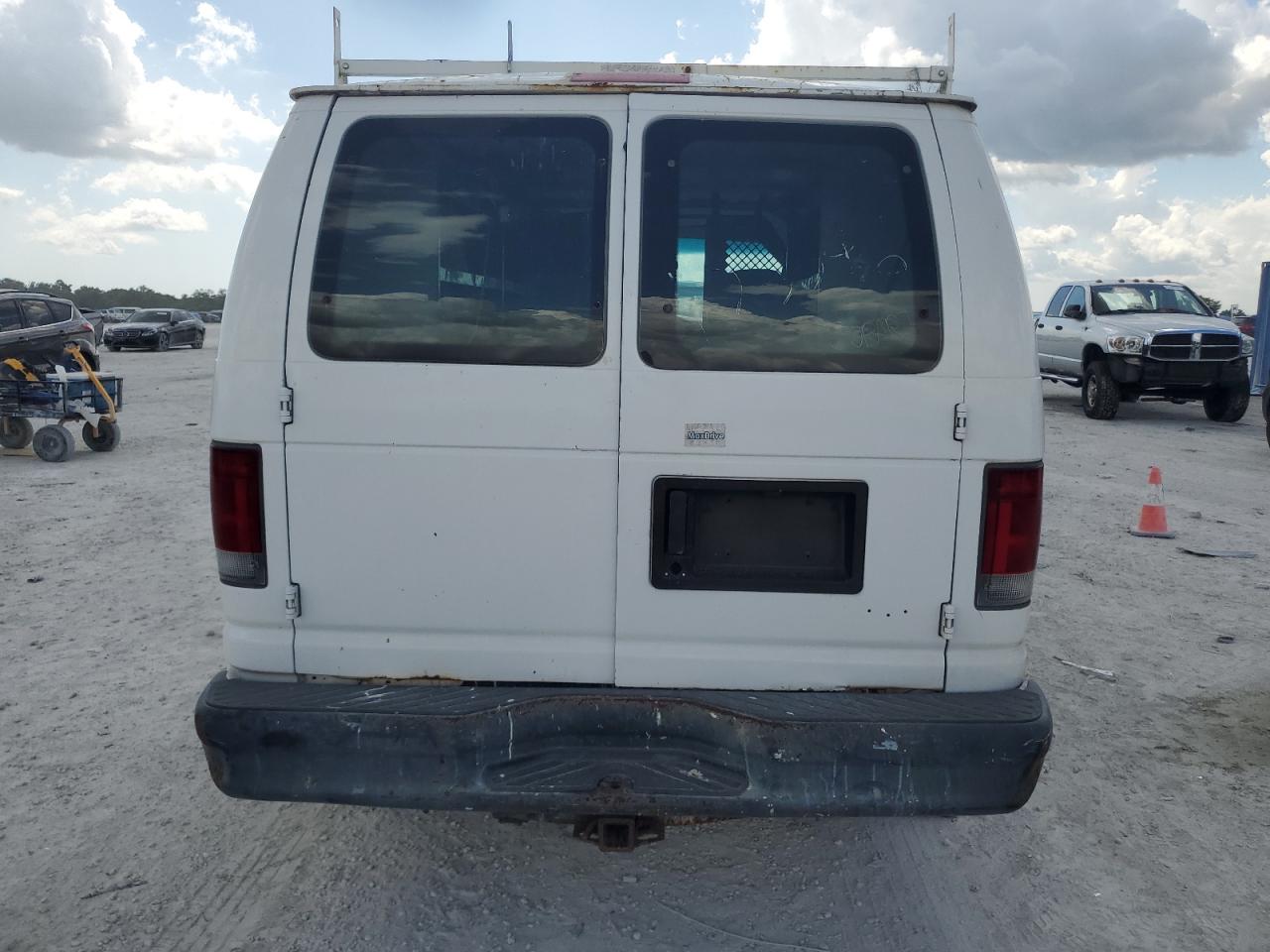 1FTNE14W18DA23755 2008 Ford Econoline E150 Van