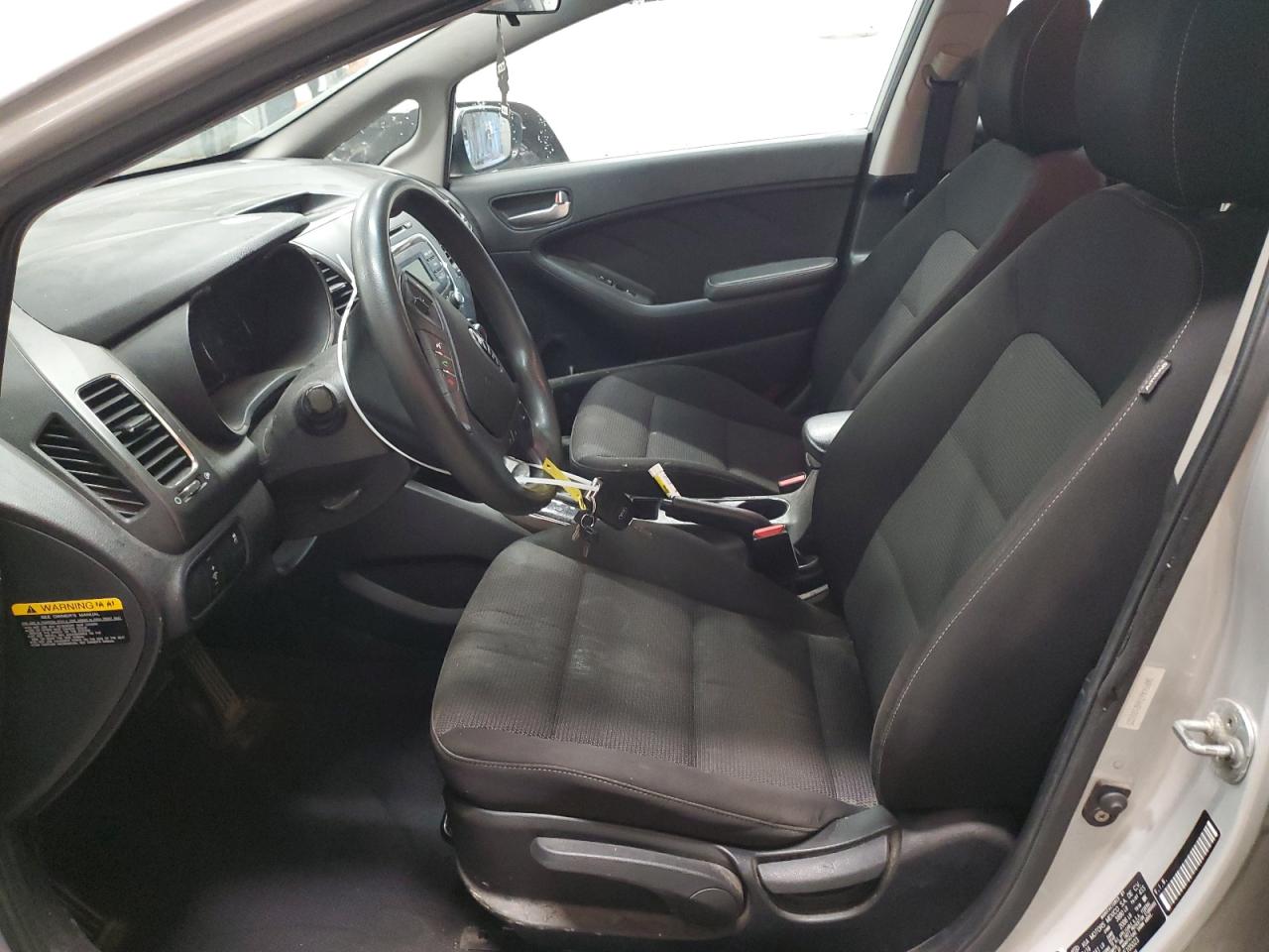 2017 Kia Forte Lx VIN: 3KPFK4A76HE105023 Lot: 56812634