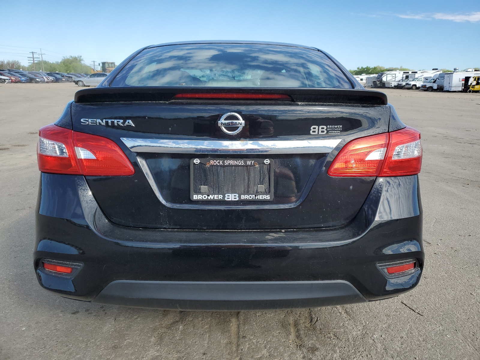 2016 Nissan Sentra S vin: 3N1AB7AP5GY216108