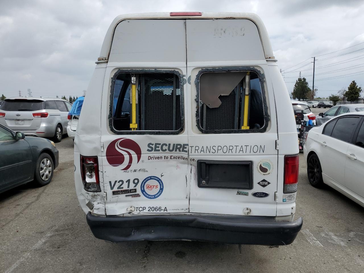 2011 Ford Econoline E150 Van VIN: 1FTNE1EW3BDA32141 Lot: 55173334