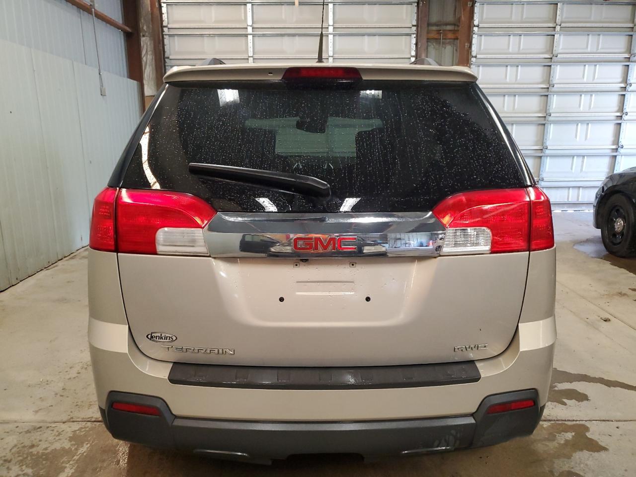 2010 GMC Terrain - Image 6