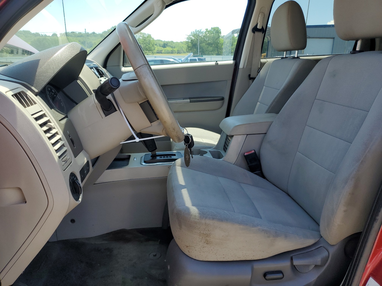 1FMCU0DG7BKA53063 2011 Ford Escape Xlt