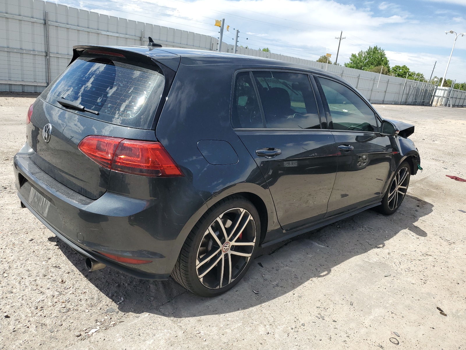 2017 Volkswagen Gti Sport vin: 3VW547AU3HM056668