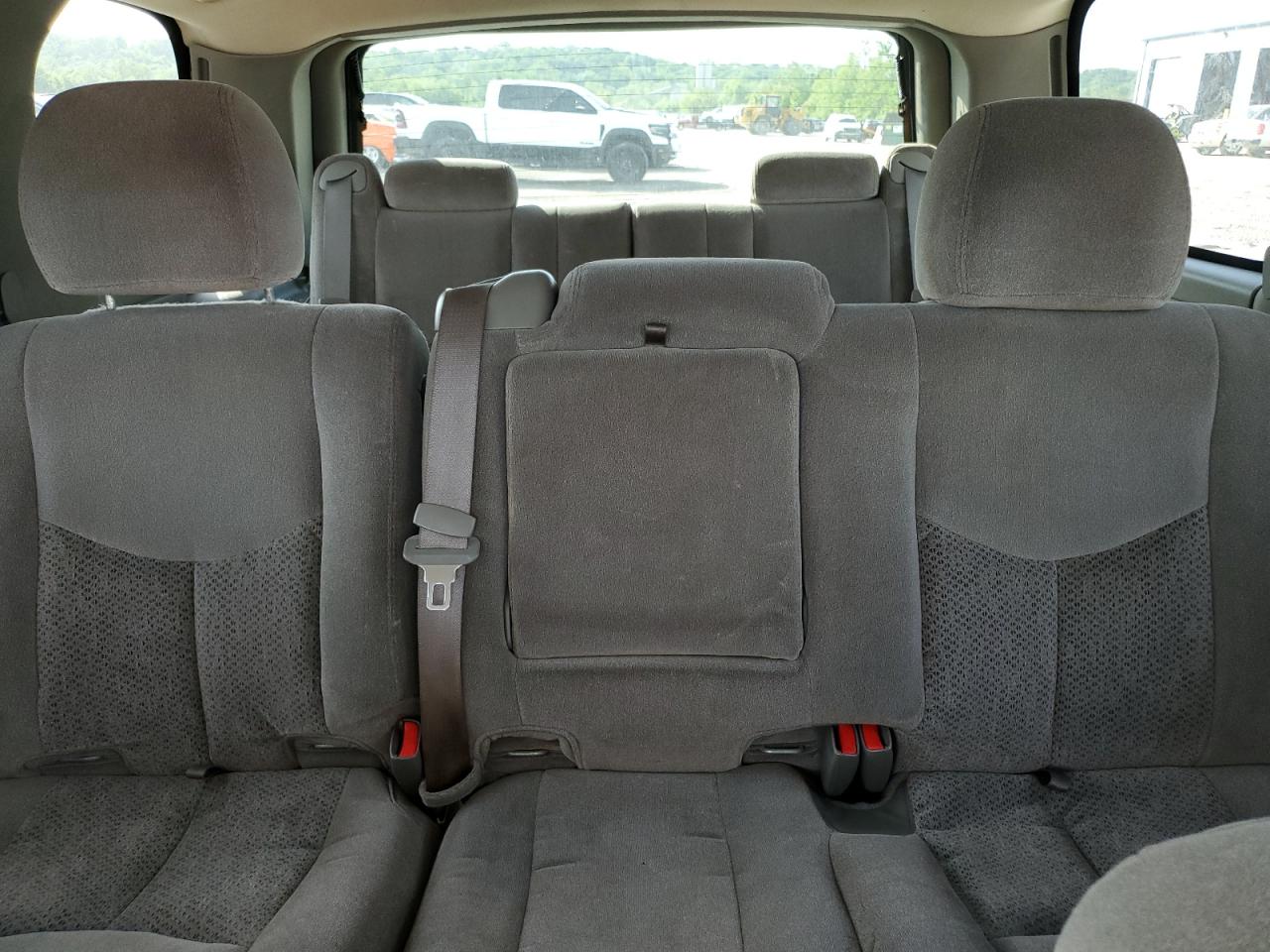 2005 Chevrolet Tahoe K1500 VIN: 1GNEK13T55J242674 Lot: 54692044