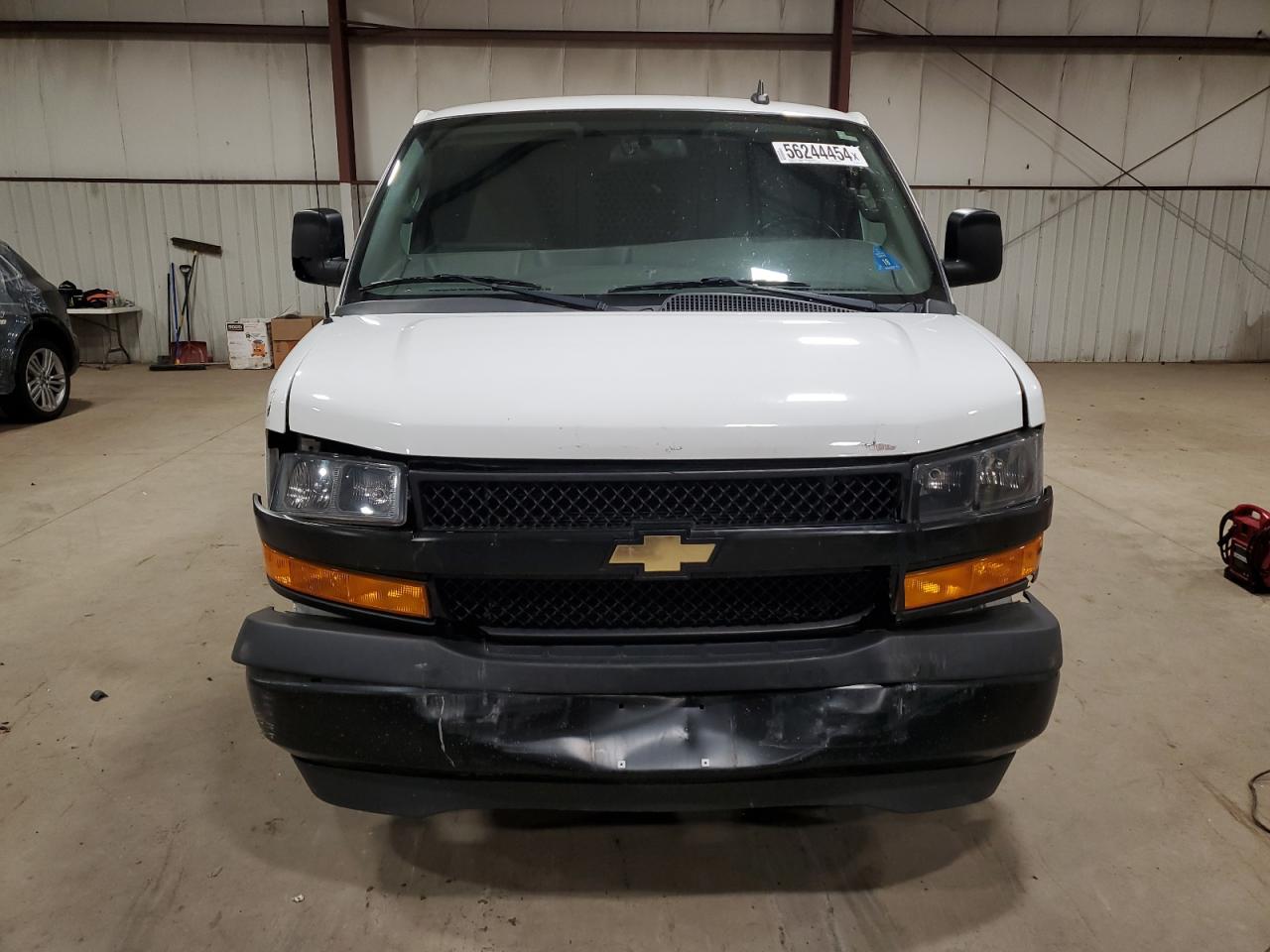 VIN 1GCWGAFP7L1272348 2020 CHEVROLET EXPRESS no.5