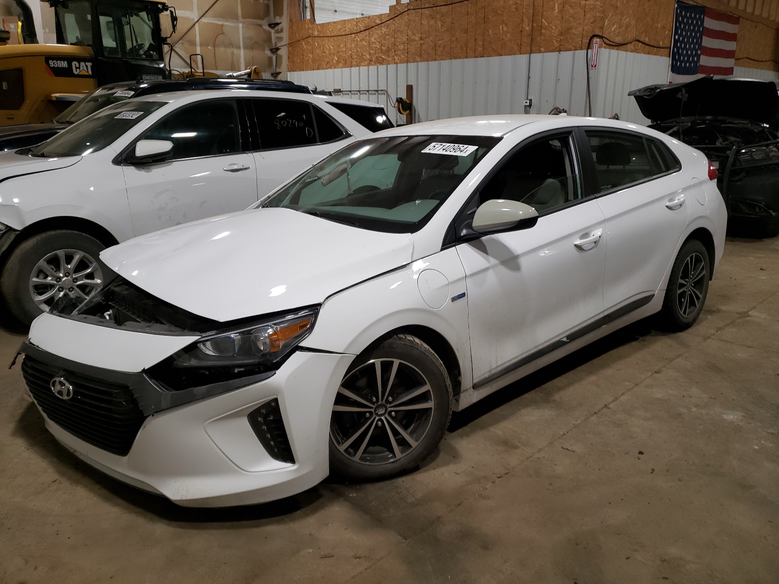 2018 Hyundai Ioniq vin: KMHC65LD3JU076468