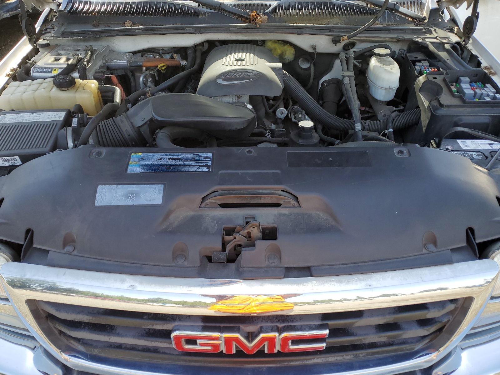 1GTEC19T15Z129528 2005 GMC New Sierra C1500