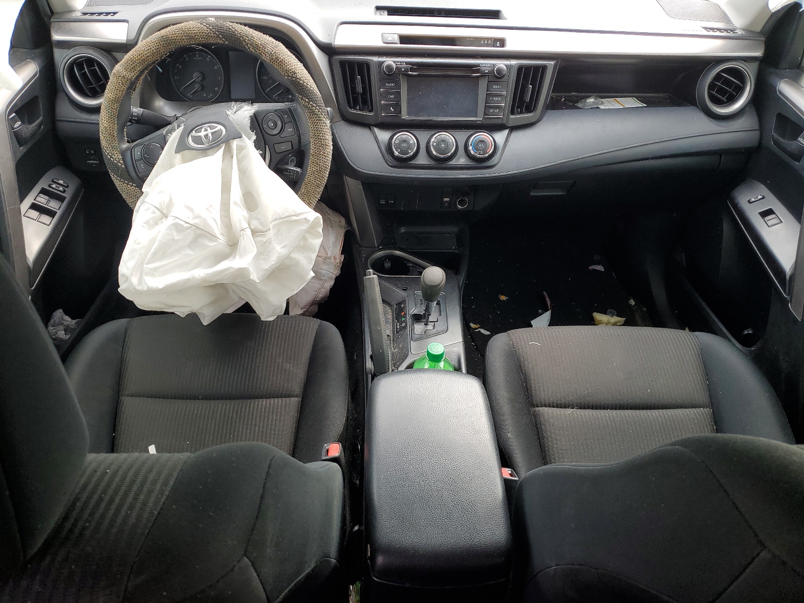 JTMZFREV4HJ720731 2017 Toyota Rav4 Le