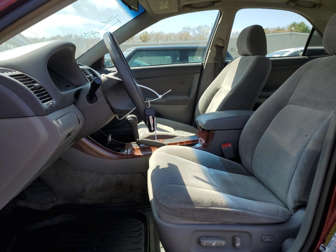 2004 Toyota Camry Le VIN: 4T1BE32K64U331721 Lot: 65231204