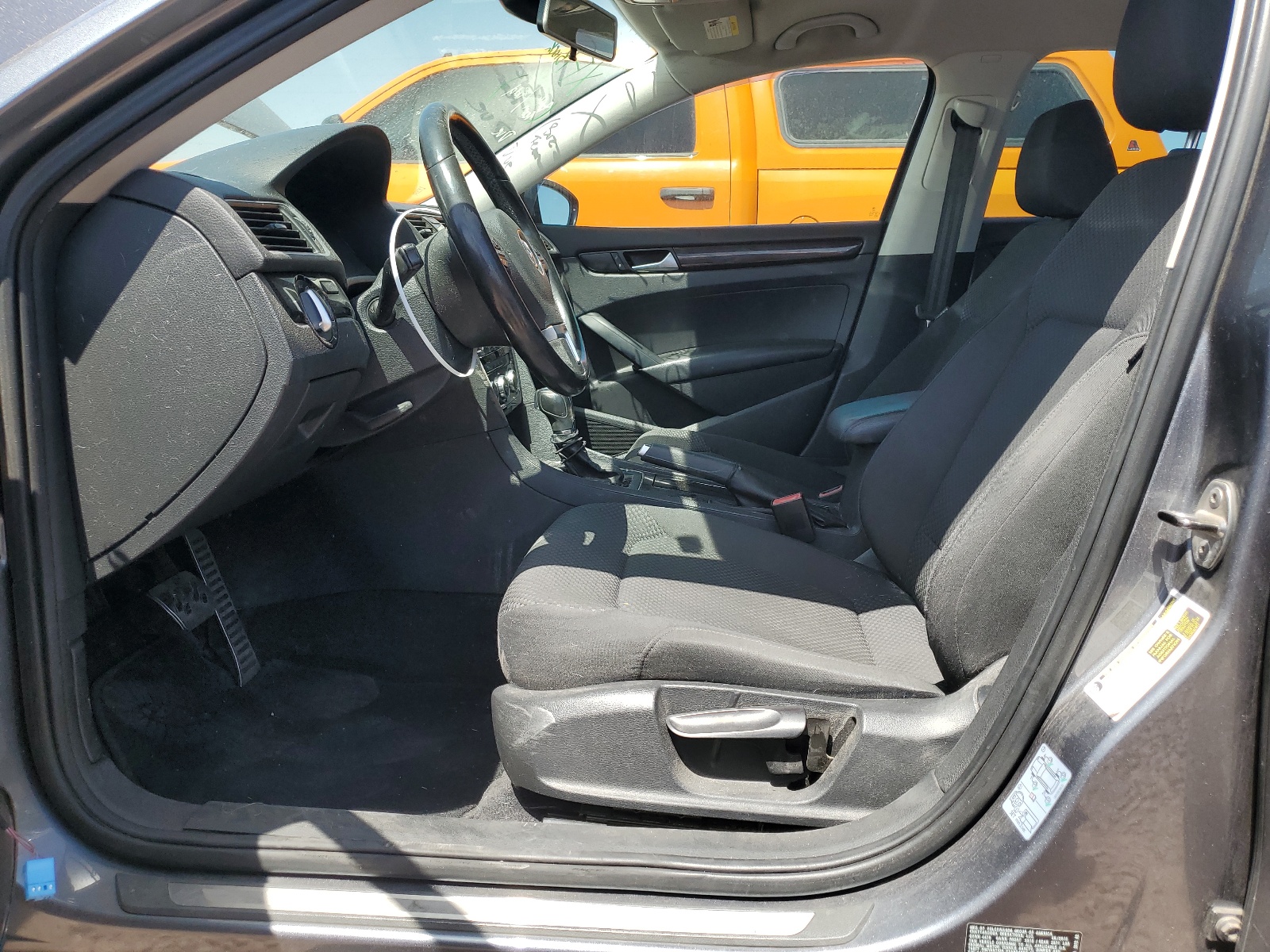 1VWAP7A36CC097979 2012 Volkswagen Passat S