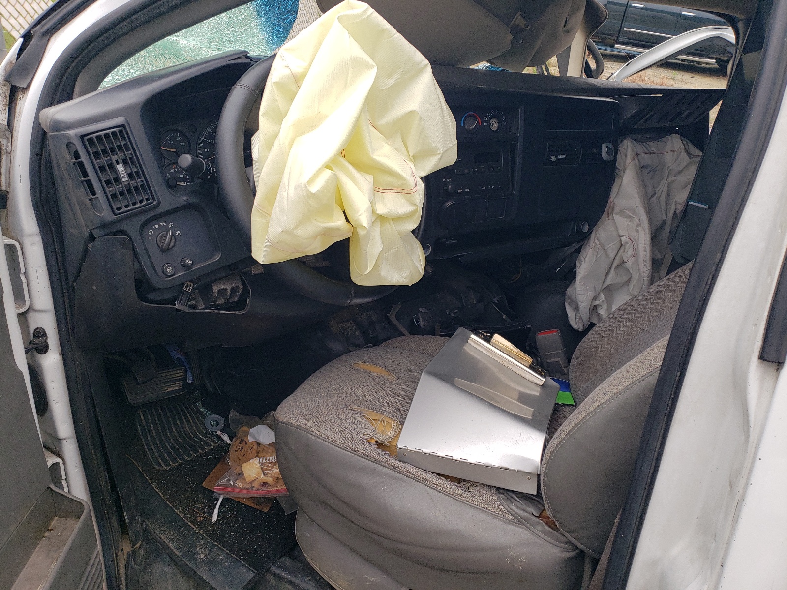 1GCGG25V271170732 2007 Chevrolet Express G2500