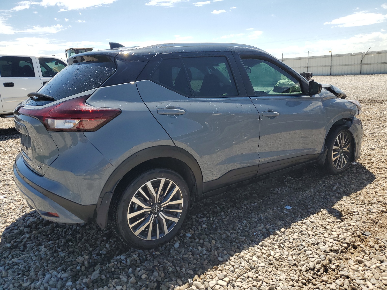 2022 Nissan Kicks Sv vin: 3N1CP5CV3NL479895