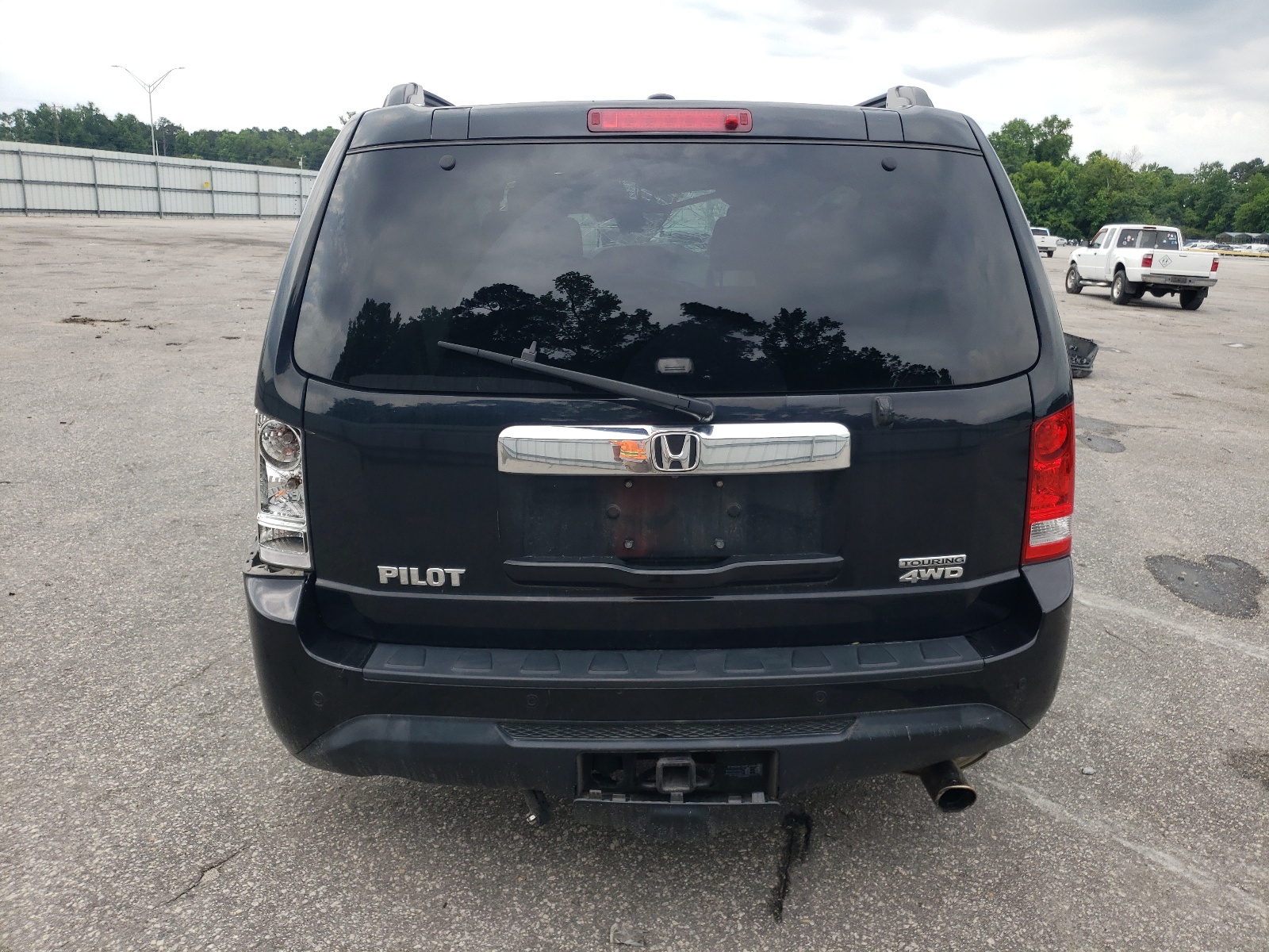 5FNYF4H98EB032781 2014 Honda Pilot Touring