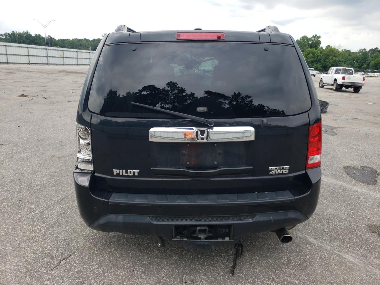 2014 Honda Pilot Touring VIN: 5FNYF4H98EB032781 Lot: 56393684