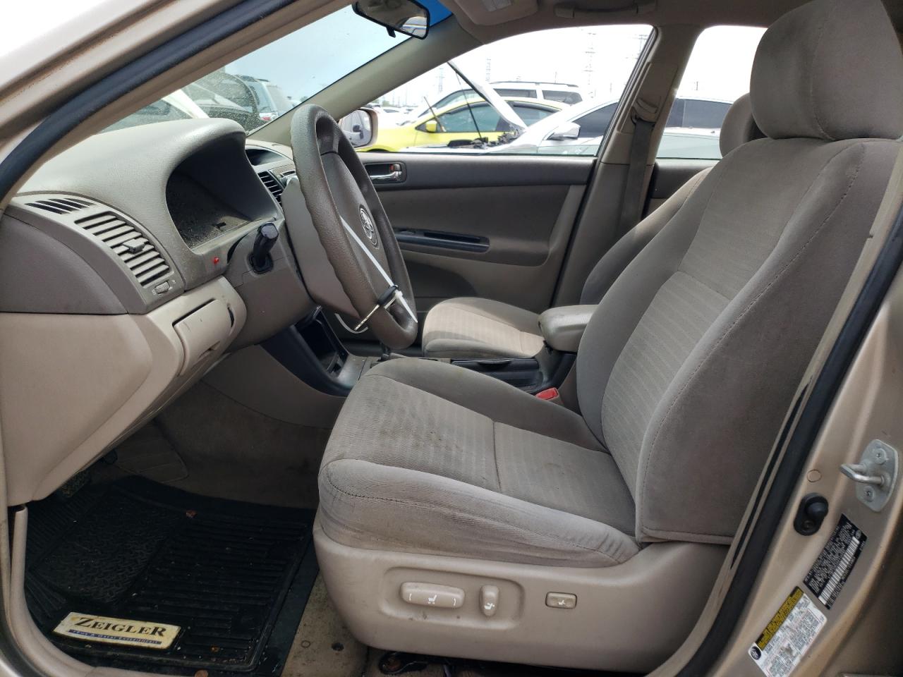 2005 Toyota Camry Le VIN: 4T1BF32K25U110292 Lot: 56315774