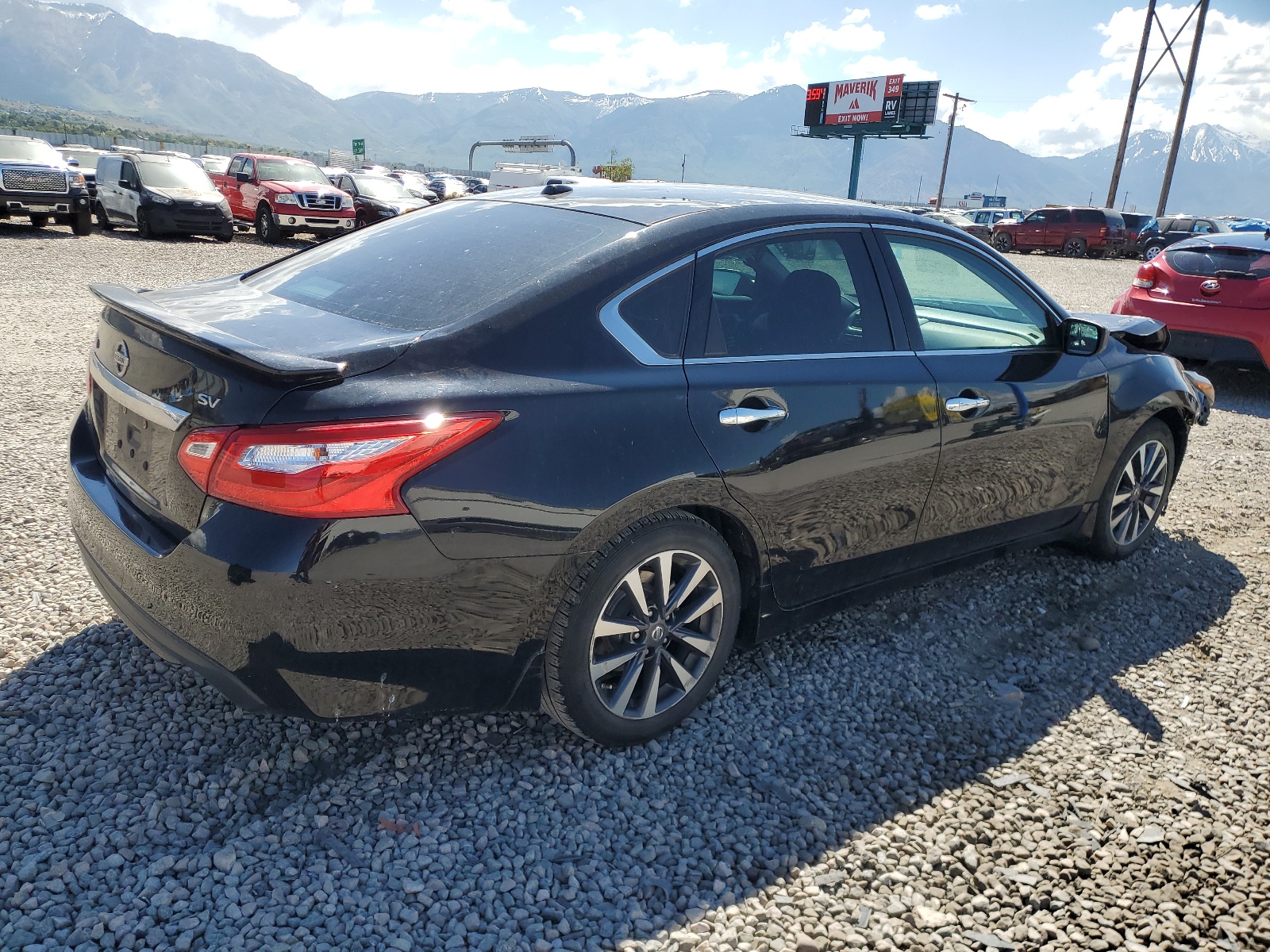 2017 Nissan Altima 2.5 vin: 1N4AL3AP7HC206697