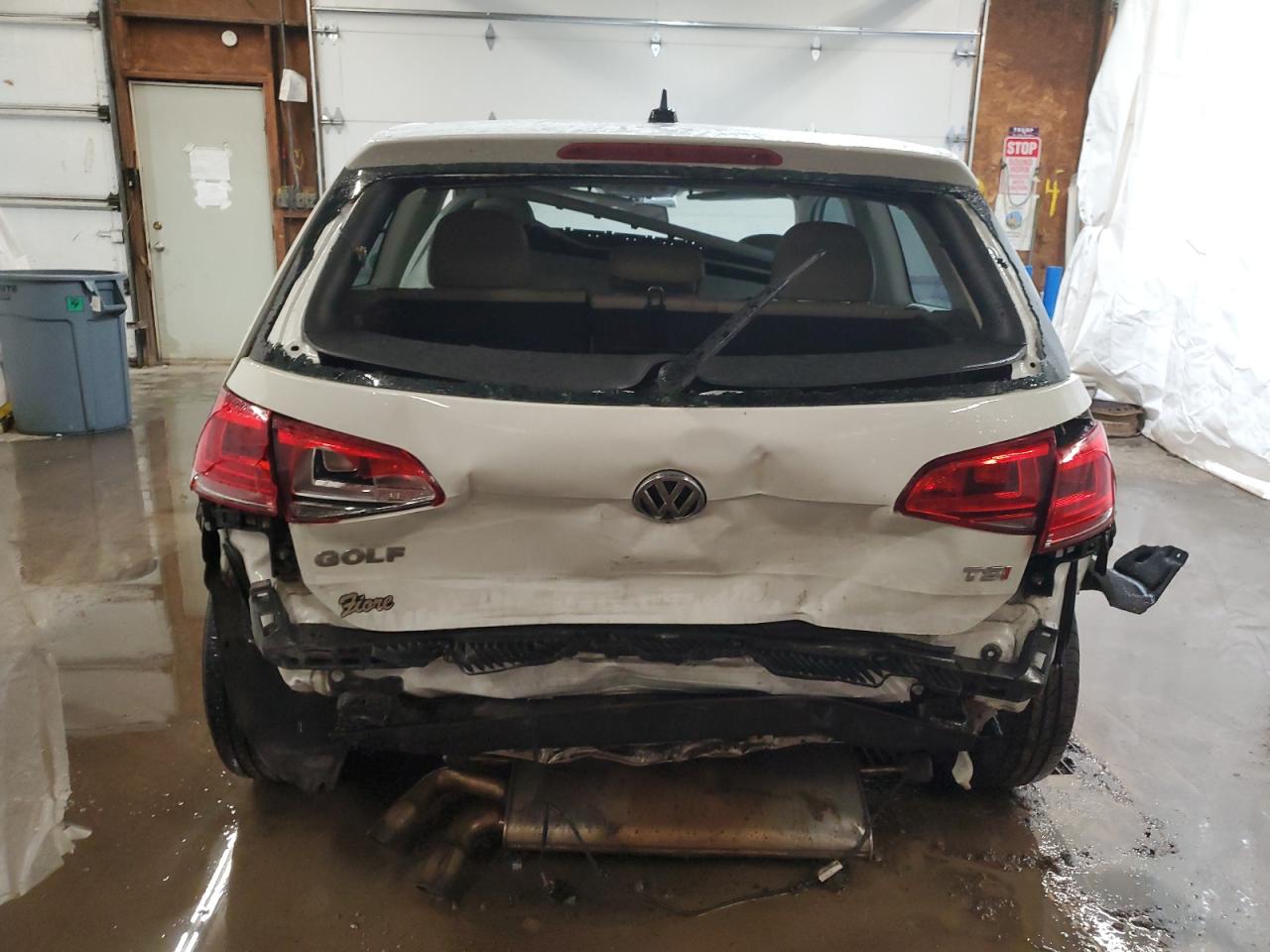 2015 Volkswagen Golf - Image 6