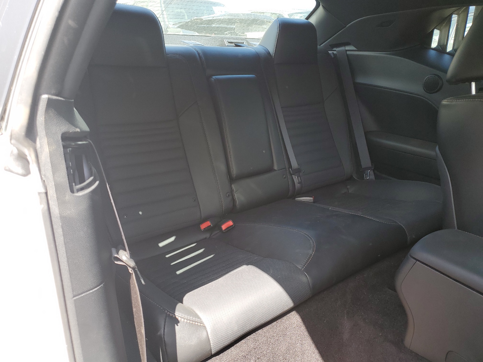 2C3CDZBT3GH153611 2016 Dodge Challenger R/T