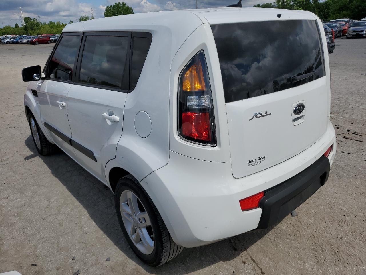 2011 Kia Soul + VIN: KNDJT2A21B7300809 Lot: 54526654