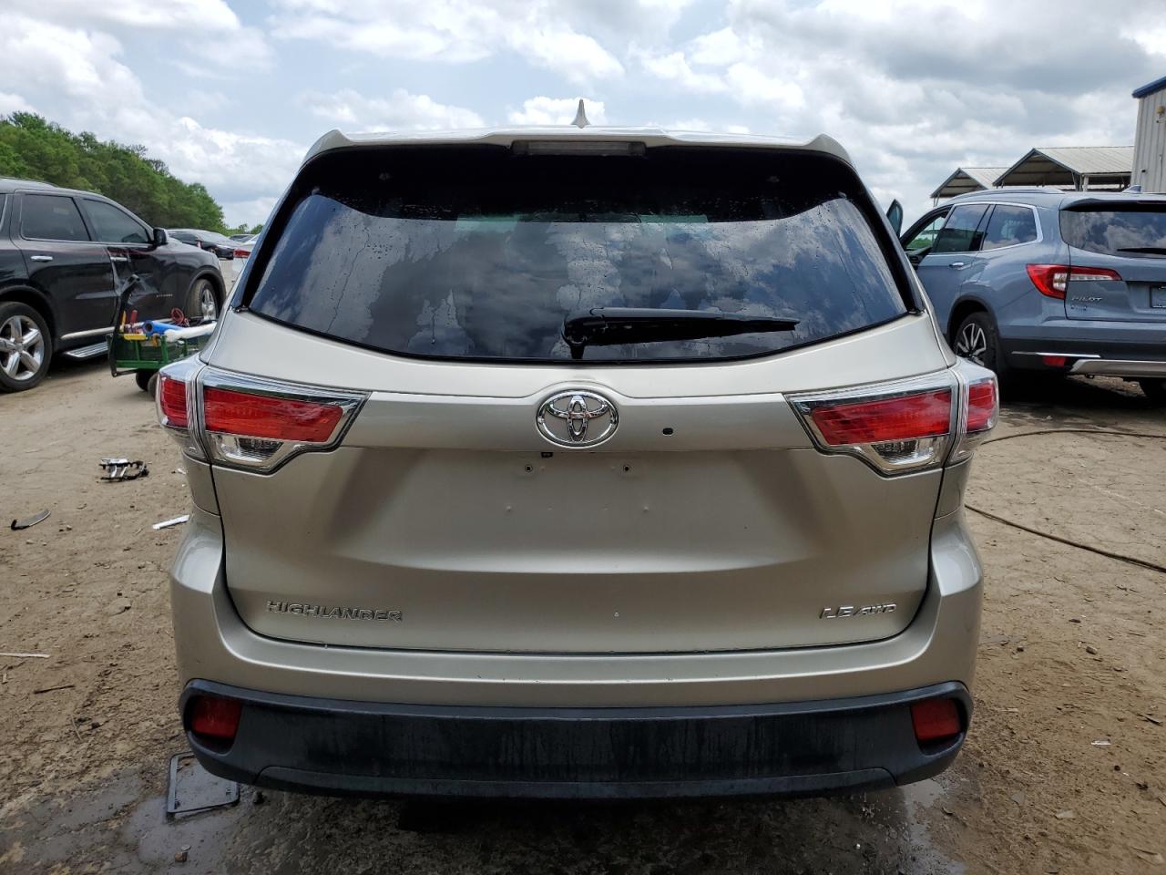 2015 Toyota Highlander Le VIN: 5TDBKRFH9FS106490 Lot: 54192784