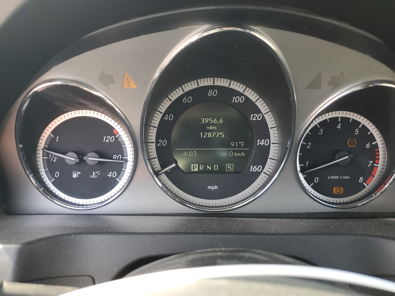 WDDGF5GB7AR113920 2010 Mercedes-Benz C 350