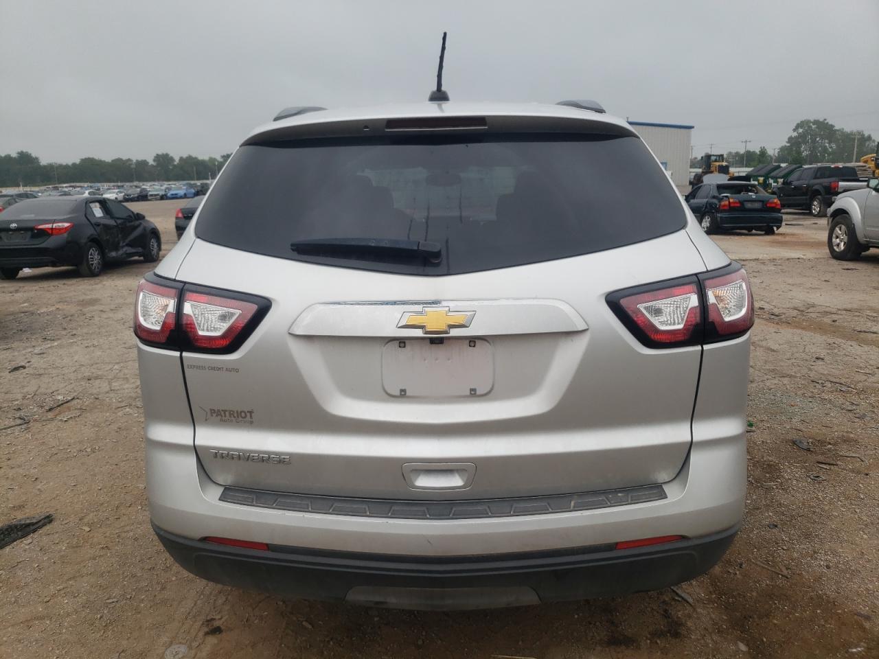 2017 Chevrolet Traverse Ls VIN: 1GNKRFED9HJ276963 Lot: 55681004