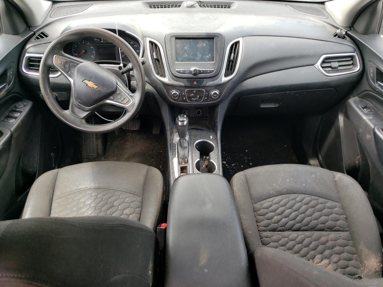 3GNAXJEV9JS572034 2018 Chevrolet Equinox Lt