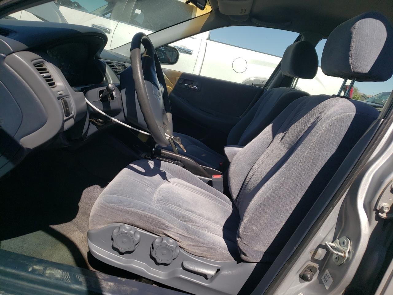 1999 Honda Accord Lx VIN: 1HGCG6654XA140220 Lot: 55361894