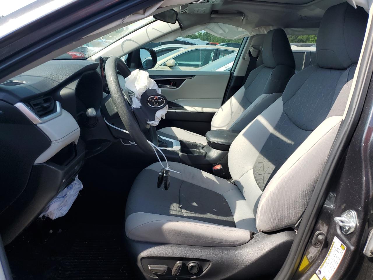 2021 Toyota Rav4 Xle VIN: 2T3W1RFV3MC123924 Lot: 56070104