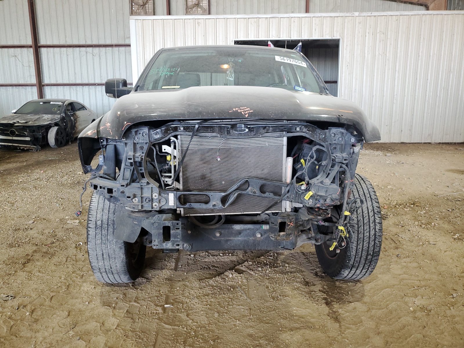 1C6RR7TT4KS587717 2019 Ram 1500 Classic Slt