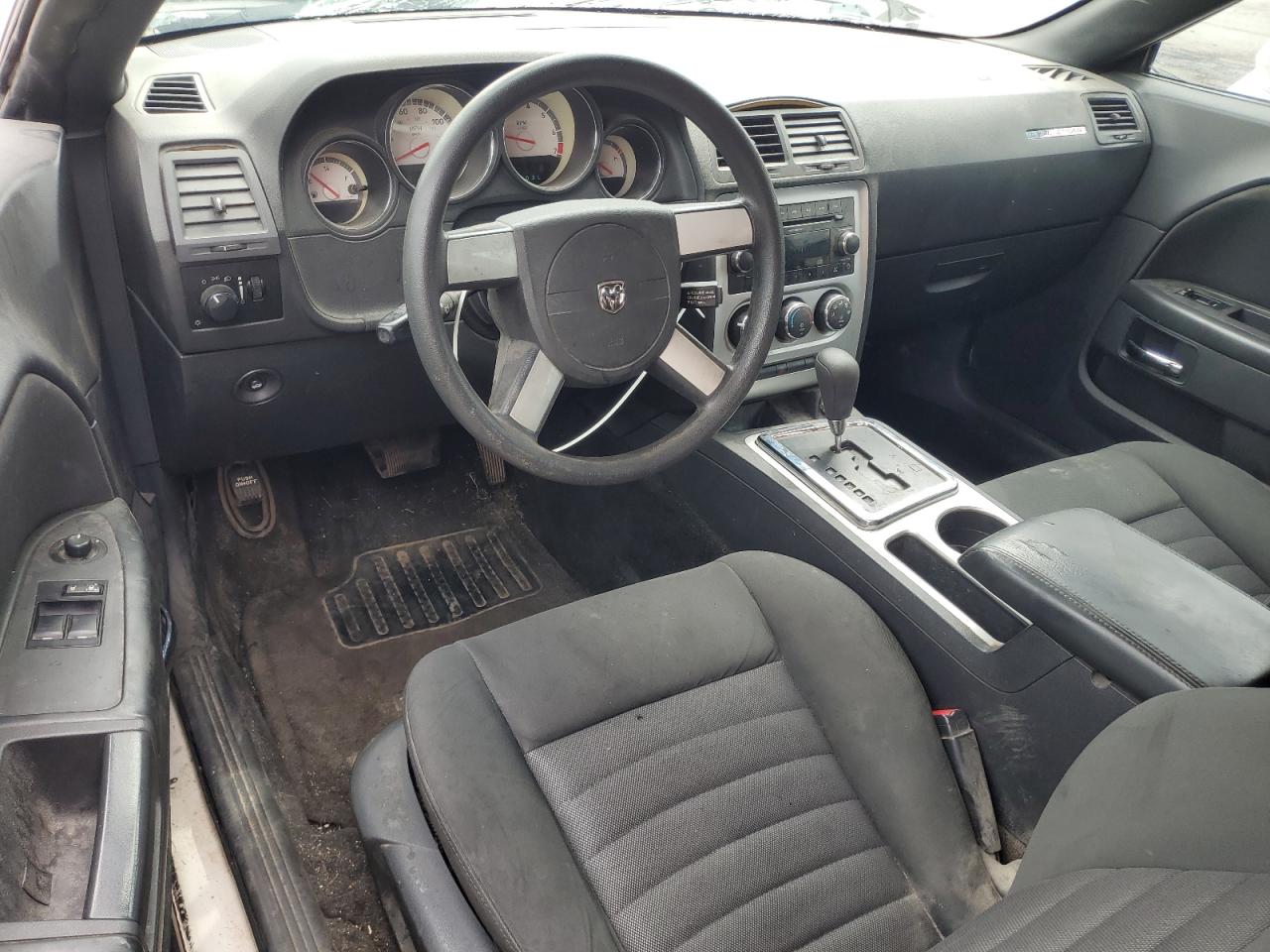 2009 Dodge Challenger Se VIN: 2B3LJ44V59H591122 Lot: 53038364