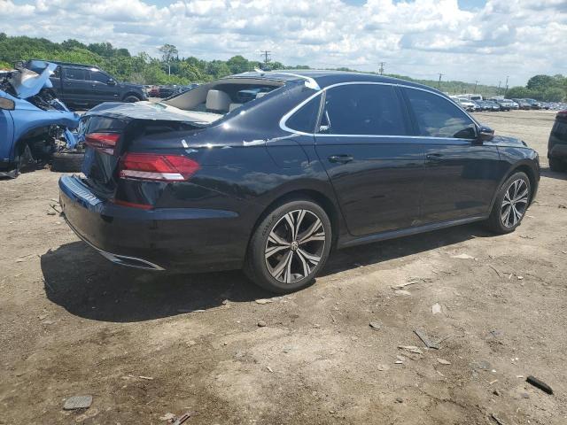  VOLKSWAGEN PASSAT 2022 Черный