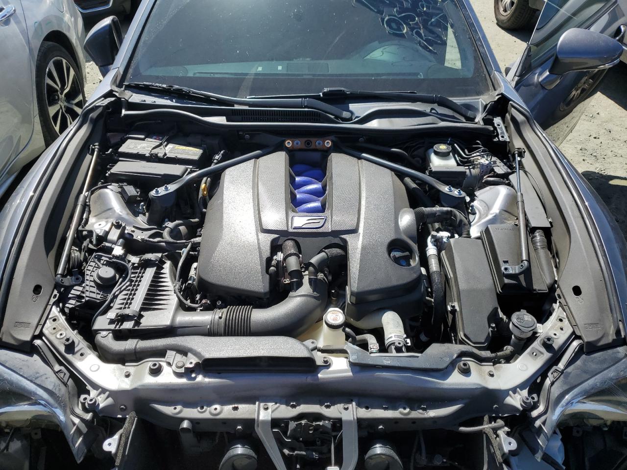 2016 Lexus RC - Image 11