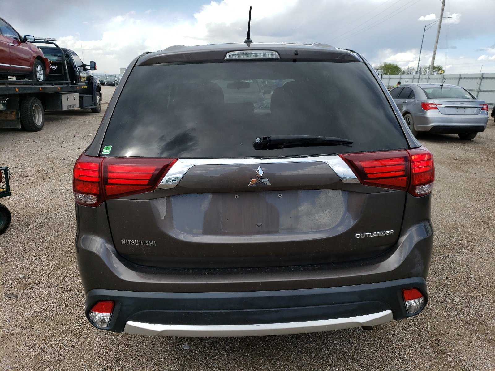 JA4AZ3A36GZ028065 2016 Mitsubishi Outlander Se