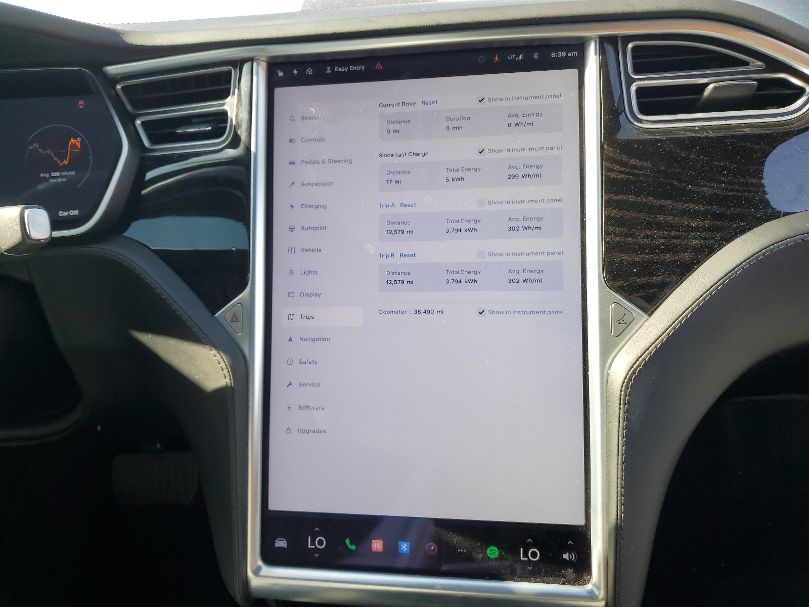 5YJSA1E22JF244886 2018 Tesla Model S