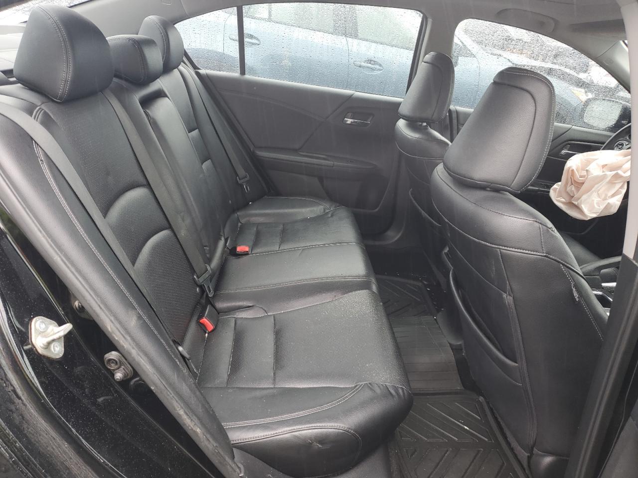 2015 Honda Accord - Image 10