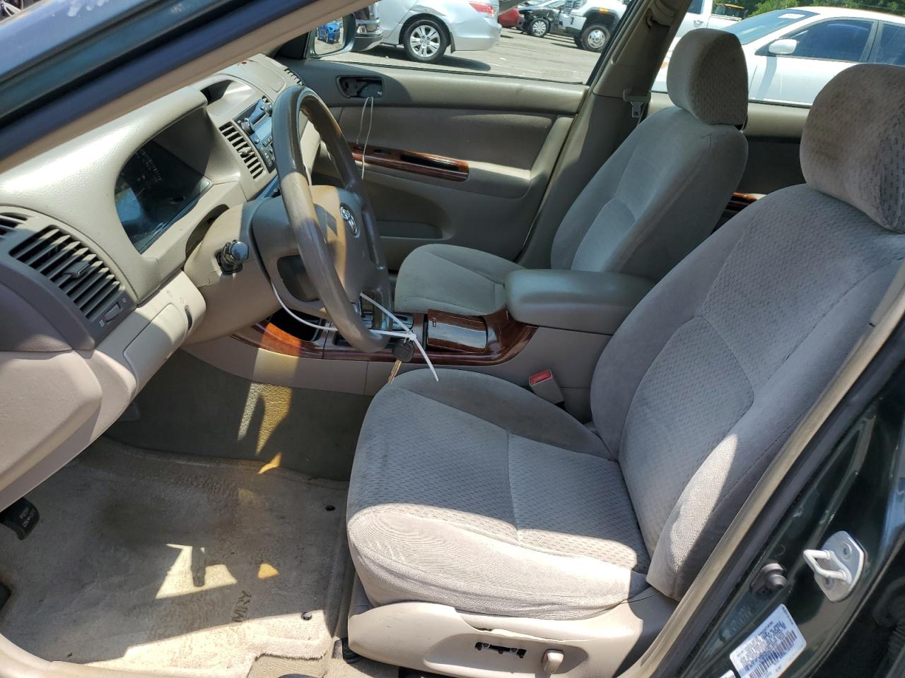 2003 Toyota Camry Le VIN: 4T1BE32K23U675710 Lot: 56045254