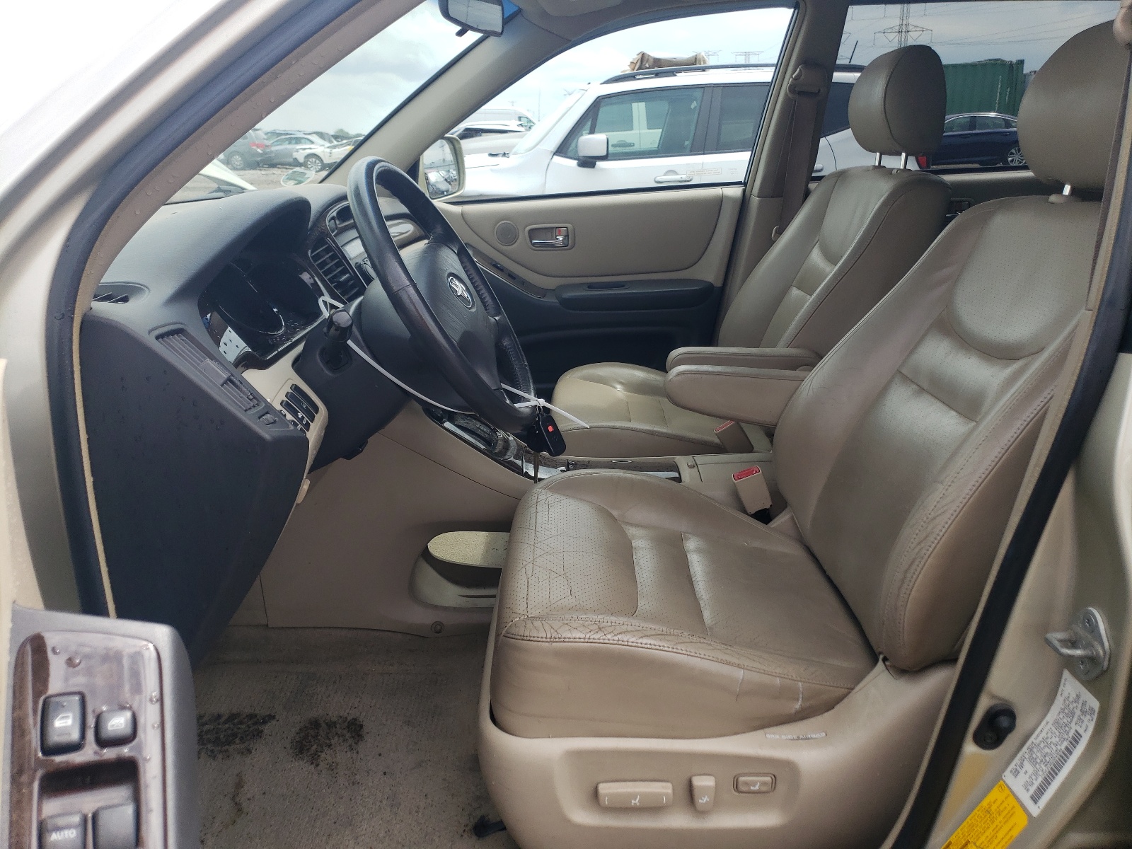 JTEHF21A620043048 2002 Toyota Highlander Limited