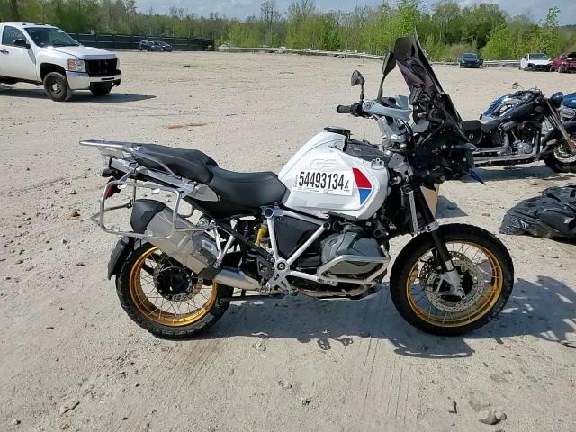 2020 BMW R 1250 Gs Adventure VIN: WB10J5306LZF79887 Lot: 54493134