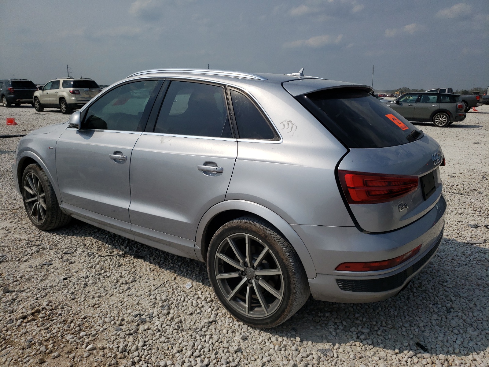 WA1HCCFS4JR031411 2018 Audi Q3