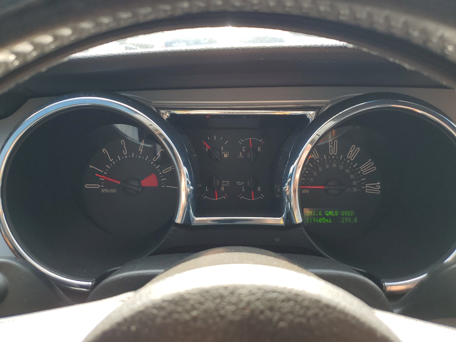 1ZVHT80N185112919 2008 Ford Mustang